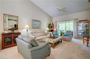 509 Robin Hood Cir, Naples, FL 34104 - Photo 8
