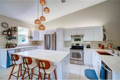 509 Robin Hood Cir #202, Naples, FL 34104 - Photo 2