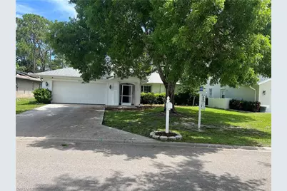 3586 Kent Dr, Naples, FL 34112 - Photo 2