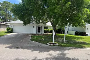 3586 Kent Dr, Naples, FL 34112 - Photo 2