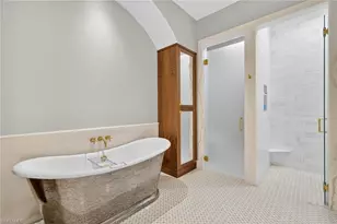 111 Caribbean Rd, Naples, FL 34108 - Photo 24