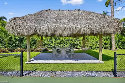 111 Caribbean Rd, Naples, FL 34108 - Photo 8