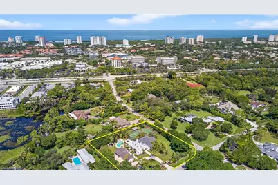 111 Caribbean Rd, Naples, FL 34108 - Photo 48