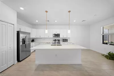 18335 Ridgeline Dr, Estero, FL 33928 - Photo 2