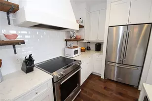 1035 3rd Ave S, Naples, FL 34102 - Photo 10