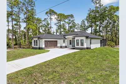 819 Moore Ave, Lehigh Acres, FL 33972 - Photo 2