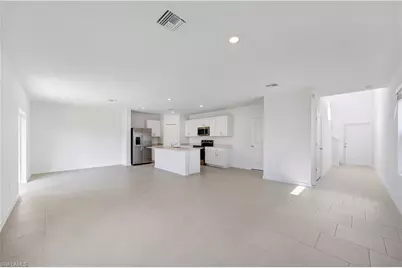 4050 San Felice Ln, North Fort Myers, FL 33917 - Photo 8