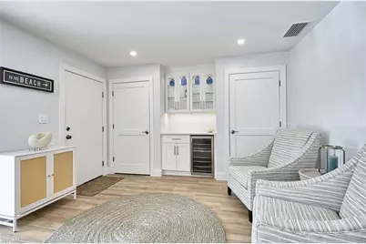 2100 Gulf Shore Blvd N #107, Naples, FL 34102 - Photo 6