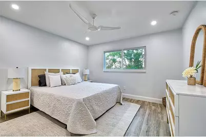 2100 Gulf Shore Blvd N #107, Naples, FL 34102 - Photo 16