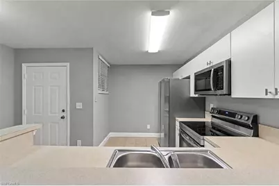 4109 Bellasol Cir #1114, Fort Myers, FL 33916 - Photo 10