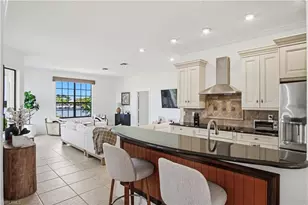 201 San Mateo Dr, Bonita Springs, FL 34134 - Photo 12