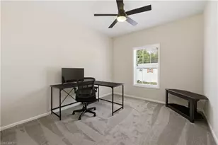 24 Red Poinciana Dr, Fort Myers, FL 33908 - Photo 26