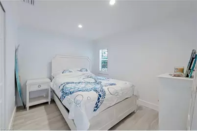 1250 Tuna Ct, Naples, FL 34102 - Photo 22