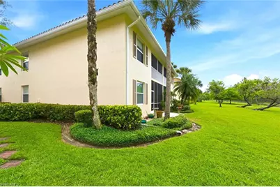 357 Robin Hood Cir #202, Naples, FL 34104 - Photo 22