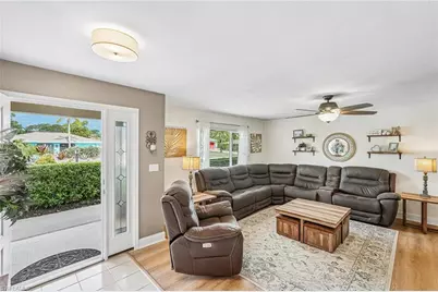 26925 Piva Ct, Bonita Springs, FL 34135 - Photo 4