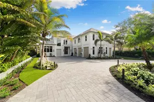 3455 Gin Ln, Naples, FL 34102 - Photo 32