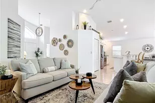 8452 Indian Wells Way, Naples, FL 34113 - Photo 6