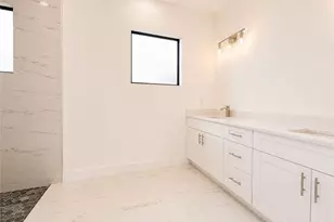921 Martha Ave S, Lehigh Acres, FL 33974 - Photo 16