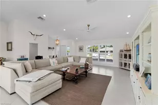 1609 Villa Ct, Marco Island, FL 34145 - Photo 6