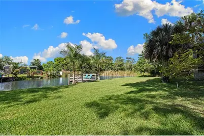 61 Constitution Dr, Naples, FL 34112 - Photo 38