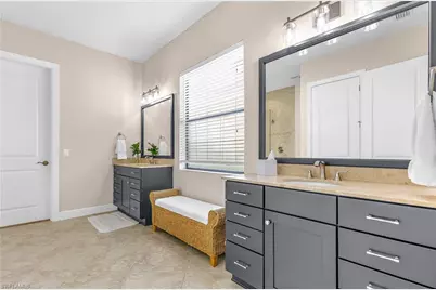 4111 Raffia Dr, Naples, FL 34119 - Photo 10