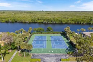 1375 Mainsail Dr, Naples, FL 34114 - Photo 38