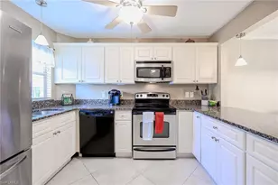 201 Quail Forest Blvd, Naples, FL 34105 - Photo 4