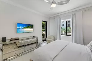 1030 3rd Ave S, Naples, FL 34102 - Photo 18