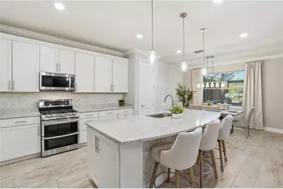 7195 Wilton Dr, Naples, FL 34109 - Photo 12