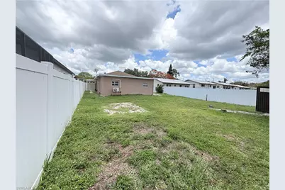 3586 Seagrape Ave, Naples, FL 34104 - Photo 42