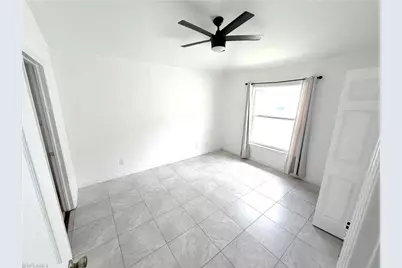 3586 Seagrape Ave, Naples, FL 34104 - Photo 26