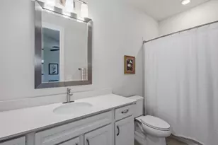 4010 E Hampton Cir, Alva, FL 33920 - Photo 18