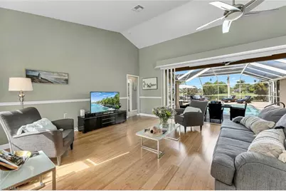 929 Marble Dr, Naples, FL 34104 - Photo 4