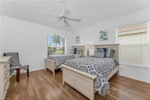 929 Marble Dr, Naples, FL 34104 - Photo 10