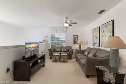815 Gulf Pavilion Dr #201, Naples, FL 34108 - Photo 8