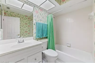 815 Gulf Pavilion Dr #201, Naples, FL 34108 - Photo 16