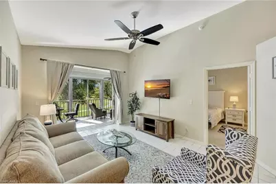 8228 Twelve Oaks Cir #323, Naples, FL 34113 - Photo 12