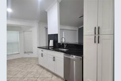 111 2nd St SE, Naples, FL 34117 - Photo 6