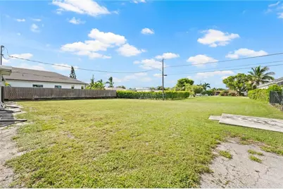 545 102nd Ave N, Naples, FL 34108 - Photo 18
