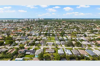 545 102nd Ave N, Naples, FL 34108 - Photo 22