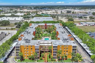 2366 E Mall Dr, Fort Myers, FL 33901 - Photo 20