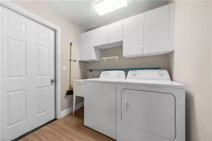4160 5th Ave SW, Naples, FL 34119 - Photo 30