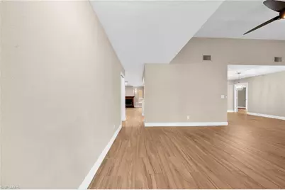 4160 5th Ave SW, Naples, FL 34119 - Photo 10