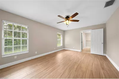 4160 5th Ave SW, Naples, FL 34119 - Photo 18
