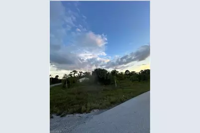 506 Ensley Ave S, Lehigh Acres, FL 33974 - Photo 4