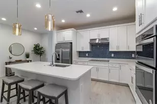 13021 Pembroke Dr, Naples, FL 34105 - Photo 8