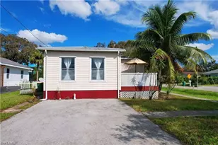 3117 Areca Ave, Naples, FL 34112 - Photo 6