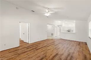 12340 Notting Hill Ln, Bonita Springs, FL 34135 - Photo 6