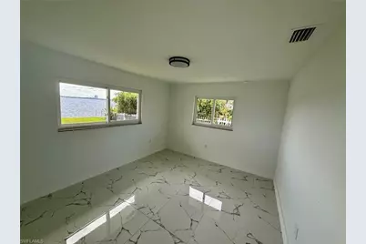 111 E North Shore Ave, North Fort Myers, FL 33917 - Photo 18