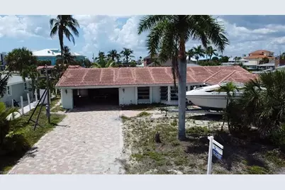 139 Ibis St, Fort Myers Beach, FL 33931 - Photo 8